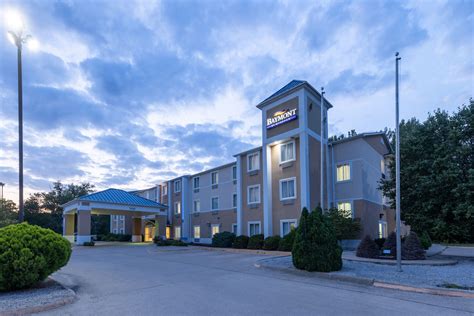 Baymont by Wyndham Kirksville University Area | Kirksville, MO Hotels