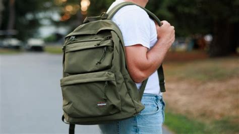 A Canvas Travel Backpack Is Made to Last - Telesup.net