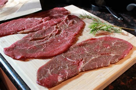 Thinly sliced sirloin steaks | Strip steak recipe, New york steak recipe, Strip steak recipe oven