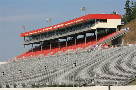 Thunder Valley Grandstands | Bristol Motor Speedway & Dragway | Flickr