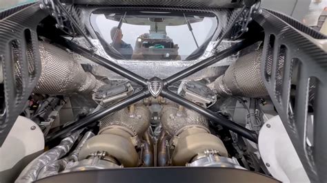 Bad News, Wintersports Enthusiasts! The 2,300-hp Koenigsegg Gemera's ...