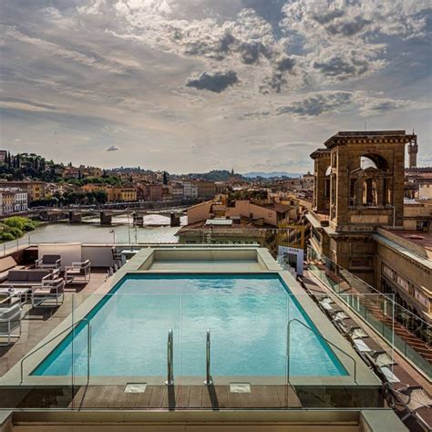 Hotels in Italy …with swimming pools! A list of the TOP-10 for a dream holiday