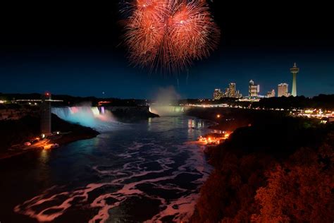 10 Things to Do During Winter Festival of Lights, Niagara Falls | To Do Canada