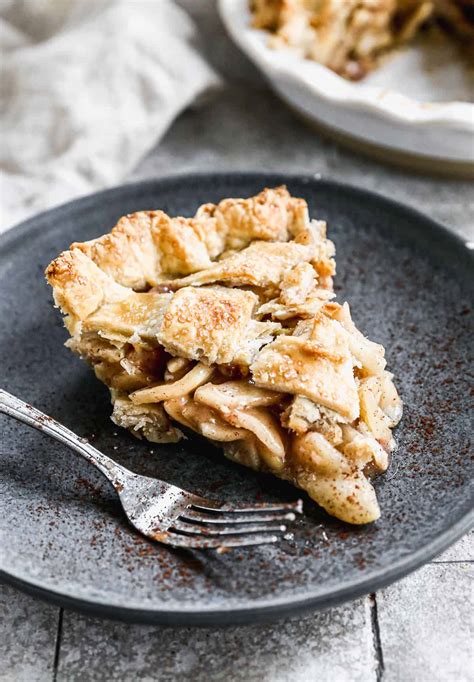 38 EASY Apple Pie Recipes - Six Sisters' Stuff