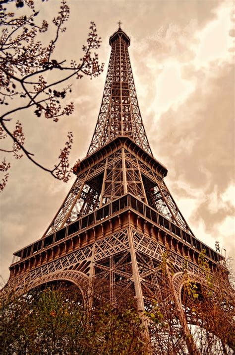 Eiffel Tower, Paris · Free Stock Photo