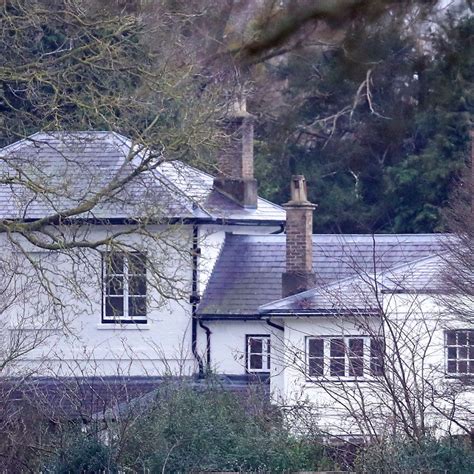 Prince Harry and Meghan Markle Repay the Cost of Frogmore Cottage ...