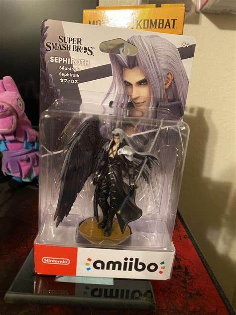 Sephiroth Amiibo came 6 days early :D : r/amiibo