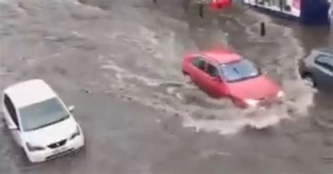 Edinburgh flooding causes chaos with devastating storms leading to 'rivers' in city - Mirror Online