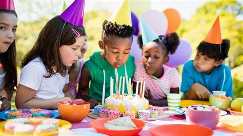 How To Host a Kid's Birthday Party for $100 or Less | GOBankingRates