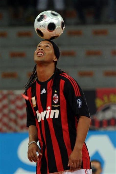 Ronaldinho-Ac-Milan-2 | News-BF1