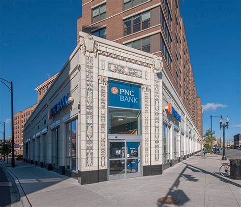 PNC Bank Branch, Uptown - FitzGerald Associates Architects