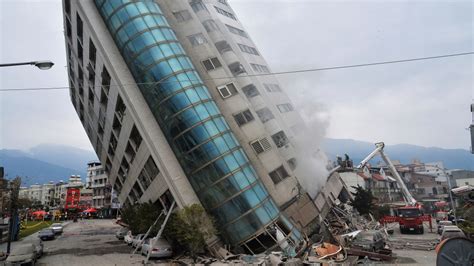 Workers try to shore up tilted buildings after Taiwan quake | CTV News