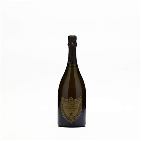 Moet & Chandon Champagne - Vintage 1985 (Lot 1116 - Fine WineJan 20, 2022, 12:00pm)