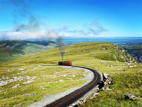 Snowdon Mountain Railway | VisitWales