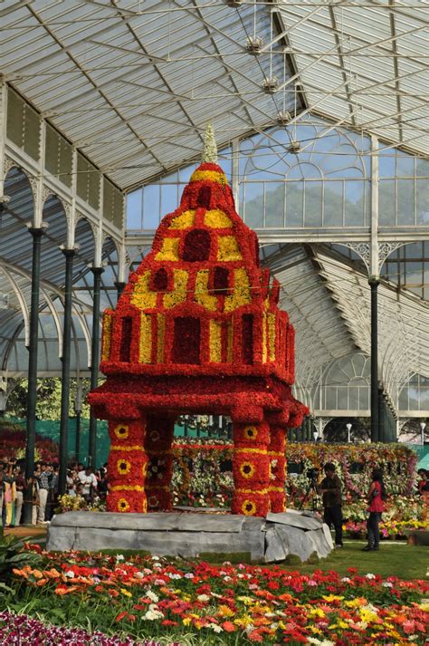 Nancy's India Blog: Lal Bagh Park Flower Show