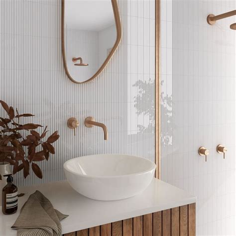 Fluted Snow Gloss Decor Wall Tile | Salle de bain, Bains