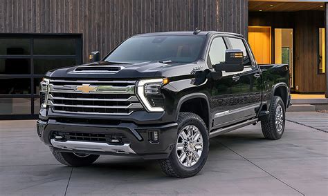 2024 Chevy Silverado HD gets new interior, more diesel power ...