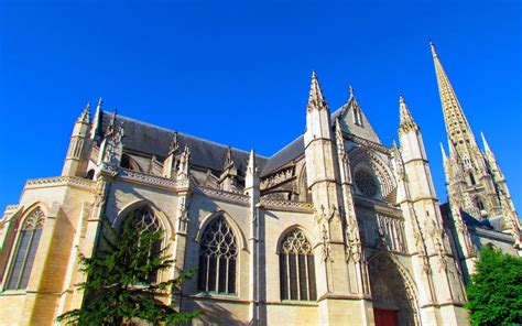 Bordeaux Cathedral Wallpaper HD Download