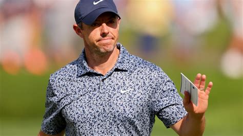 Rory McIlroy leads, 5 things we learned Thursday at BMW Championship