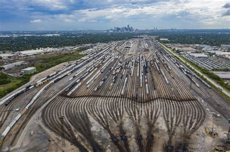 Houston Rail Yard - [1600 × 1058] : InfrastructurePorn