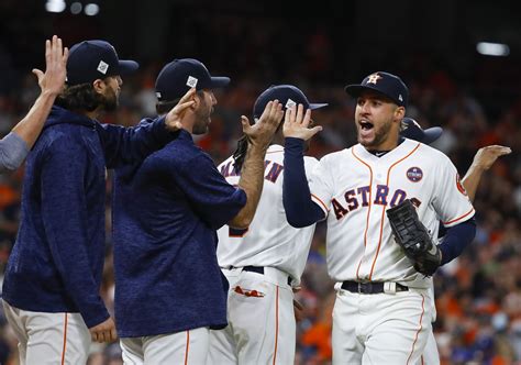 World Series, Game 3: Astros 5, Dodgers 3