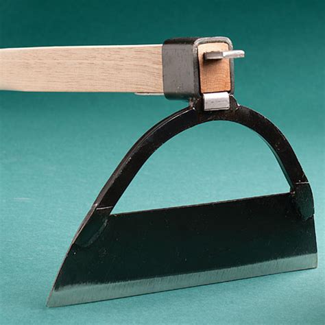 Japanese Wide Garden Hoe | 9" Wide Blade | Buy Now at Garrett Wade