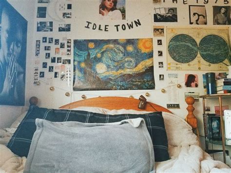 Room Decor | Artsy bedroom, Grunge room, Indie room