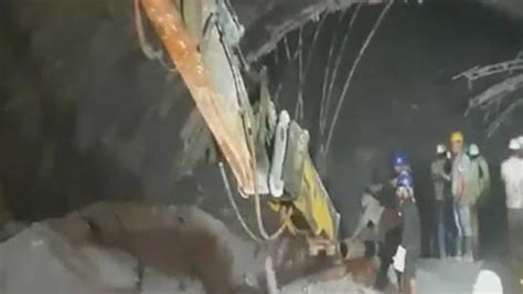 Uttarkashi tunnel collapse: Delay in rescue operation, officials blame 'fragile' nature of location