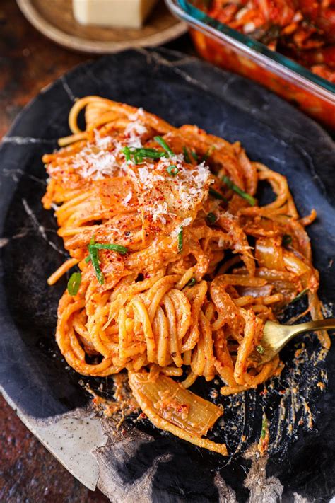 Creamy Kimchi Pasta Recipe Favorite Pasta Recipes, Great Recipes, Easy Asian Recipes, Ethnic ...