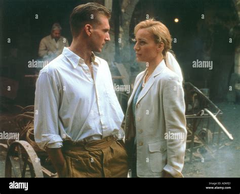 Ralph fiennes english patient 1996 hi-res stock photography and images ...