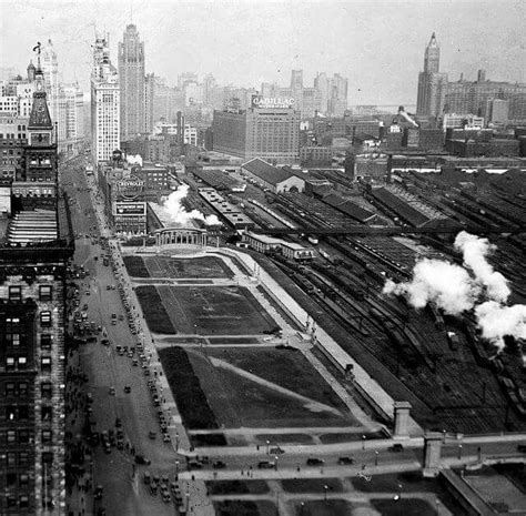 Grant Park 1928 looking North | Chicago pictures, Chicago history, Chicago photos