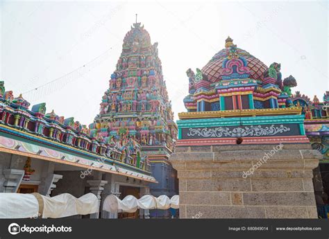 Arulmigu Vadapalani Murugan Temple Temple Historic Hindu Temple Located Vadapalani Stock Photo ...