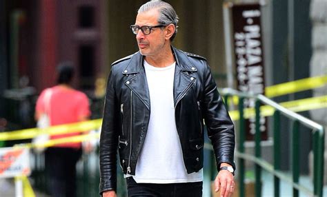 How to wear and style a leather jacket
