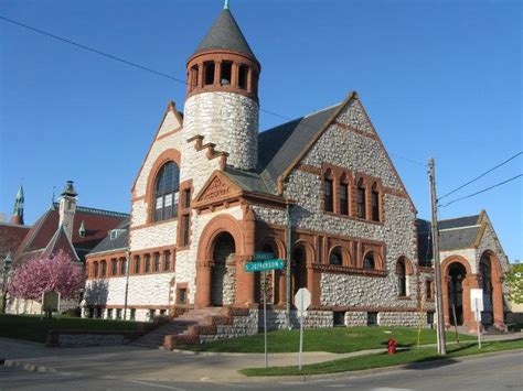 Hoyt Public Library - Saginaw, Michigan | place with historical importance