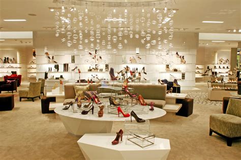 Saks Fifth Avenue | Shopping in Beverly Hills, Los Angeles