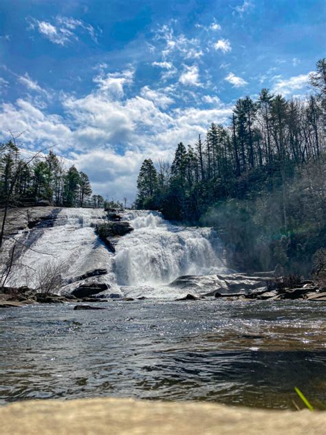 25 gorgeous waterfalls near the Blue Ridge Parkway you have to visit ...