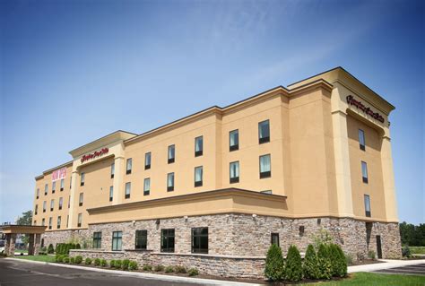 Hampton Inn & Suites Sandusky/Milan, 11608 US Rt 250, Milan, OH, Hotels & Motels - MapQuest