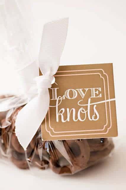 33 Perfect Personalized Wedding Giveaways for your Wedding Guests