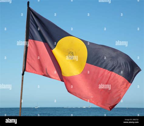 Aboriginal Flag Template A4 Size Google Search Aborig - vrogue.co