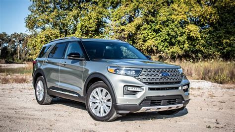 2020 Ford Explorer Hybrid review: A midsize SUV with big range - Roadshow