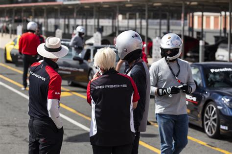 GALLERY: Porsche Track Experience - Torquecafe.com