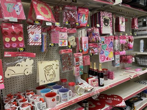 Valentine's decor from Dollar General- 10 must have items! - Wilshire ...