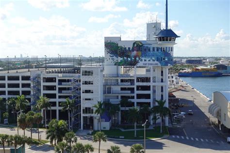 The Cruise Ship Terminal, Port Everglades, in Ft. Lauderdale, Florida Editorial Stock Image ...