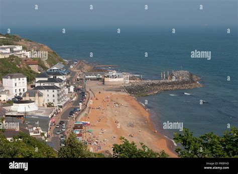 Ventnor beach and Ventnor Bay viewed from above, Ventnor, Isle of Wight ...