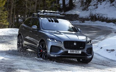 2022 Jaguar F-PACE photos - 1/1 - The Car Guide