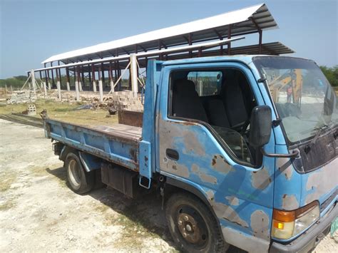 For Sale: 1998 Isuzu Tipper Truck - Spanish Town