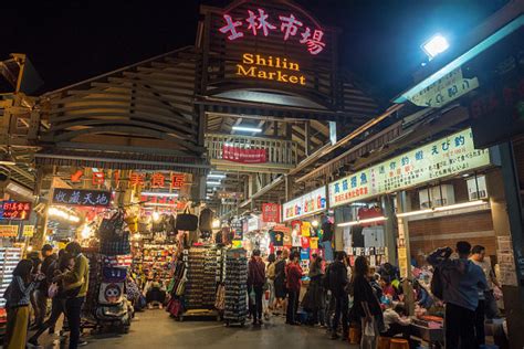 Ultimate Guide for Taiwan Nightlife | Taiwan Bars, Clubs, & Night Markets