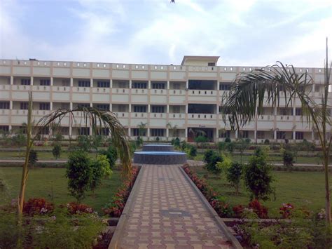 Sri Vasavi Engineering college (My college) - నేను నా పైత్యం