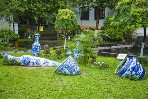 青白瓷、天青色，中国景德镇繁荣千年，究竟烧制了多少绝世珍品|陶瓷|景德镇|博物馆_新浪新闻