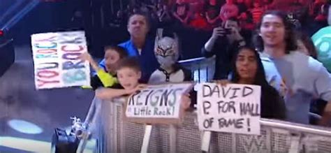 Page 4 - 5 Best crowd signs from WWE Raw: January 16th, 2017